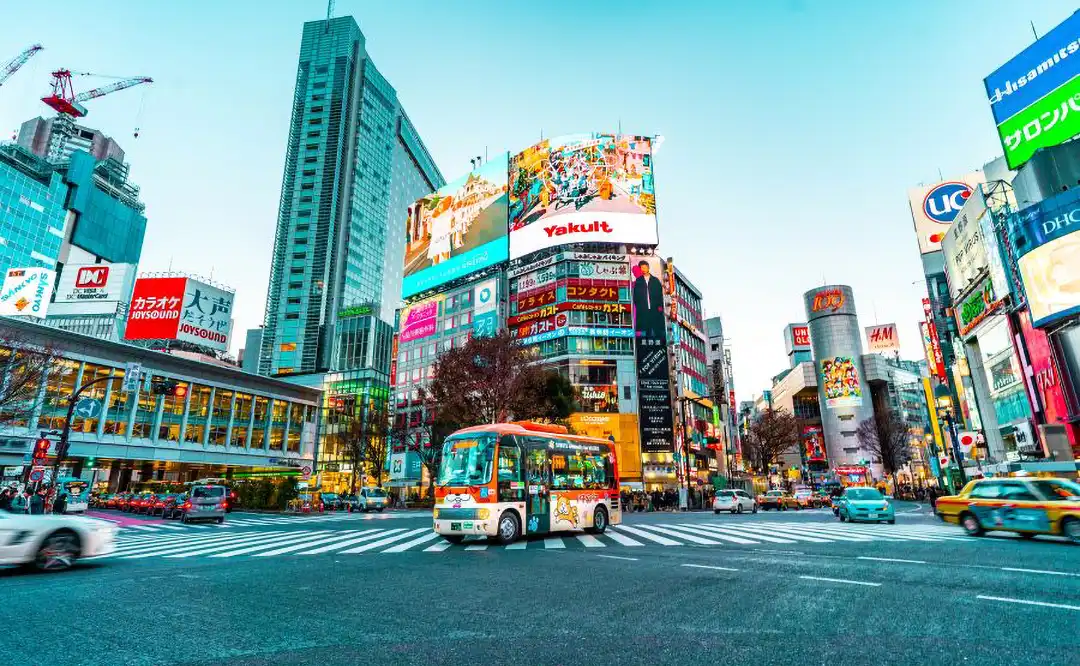 Carrefour de Shibuya en effervescence Carrefour de Shibuya en effervescence