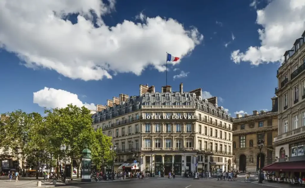 Hôtel du Louvre