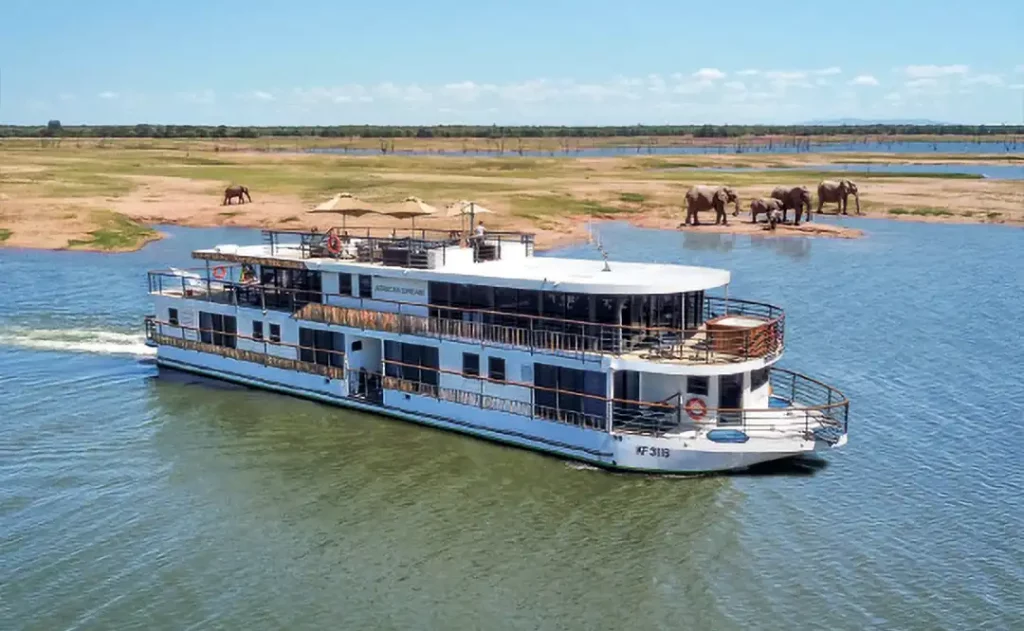 Safari-croisière au fil du Zambèze