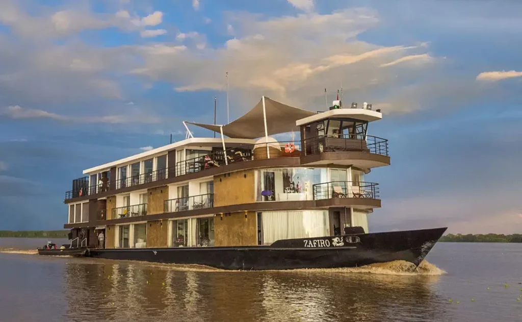 Zafiro Amazon Cruise
